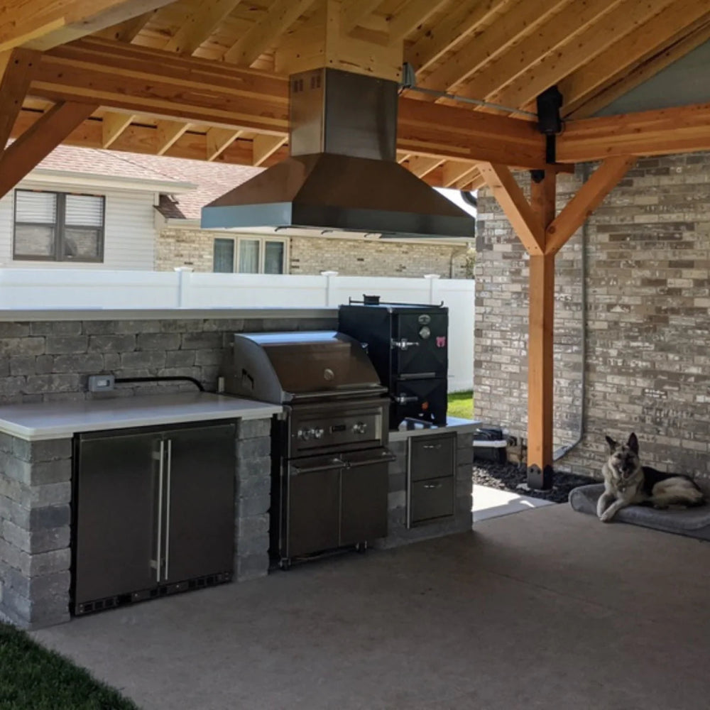 Luxury outdoor refrigerator for patio kitchens